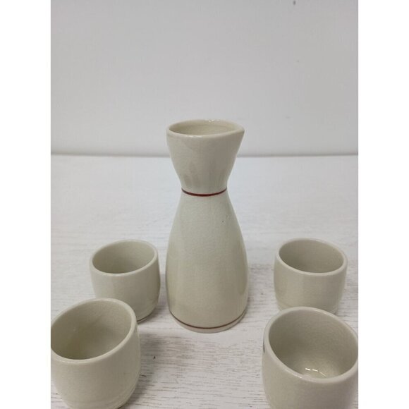 Vintage Japanese Geisha Sake Serving Set Porcelain Hand Painted 5 Pc Japan - Picture 10 of 14